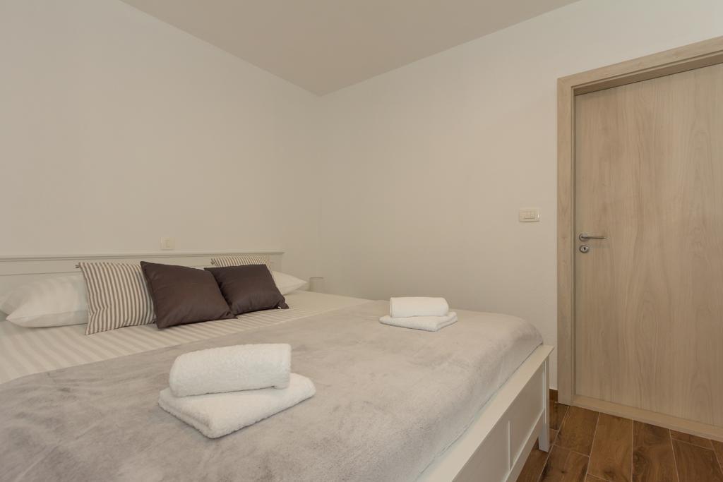 Lux Apartment Arija Split Eksteriør billede
